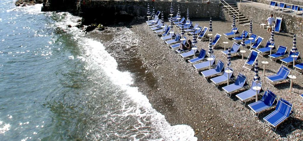 Beach, La Tonnarella, Naples