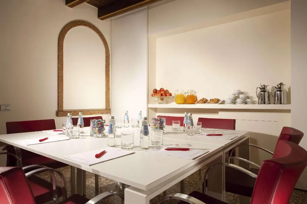 Conferences, Best Western Titian Inn Hotel Treviso, Venice