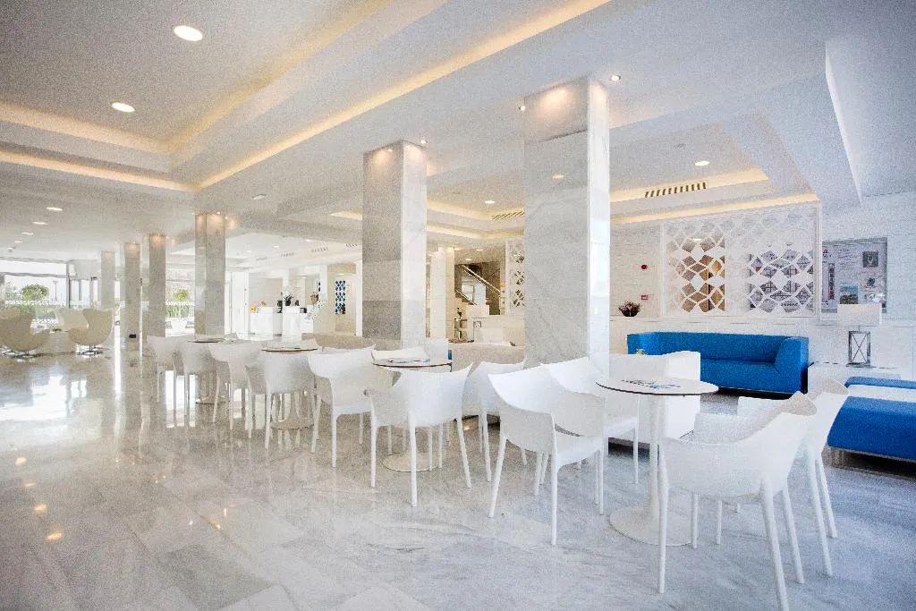 Restaurant, Mar Hotels Playa de Muro Suites, Majorca