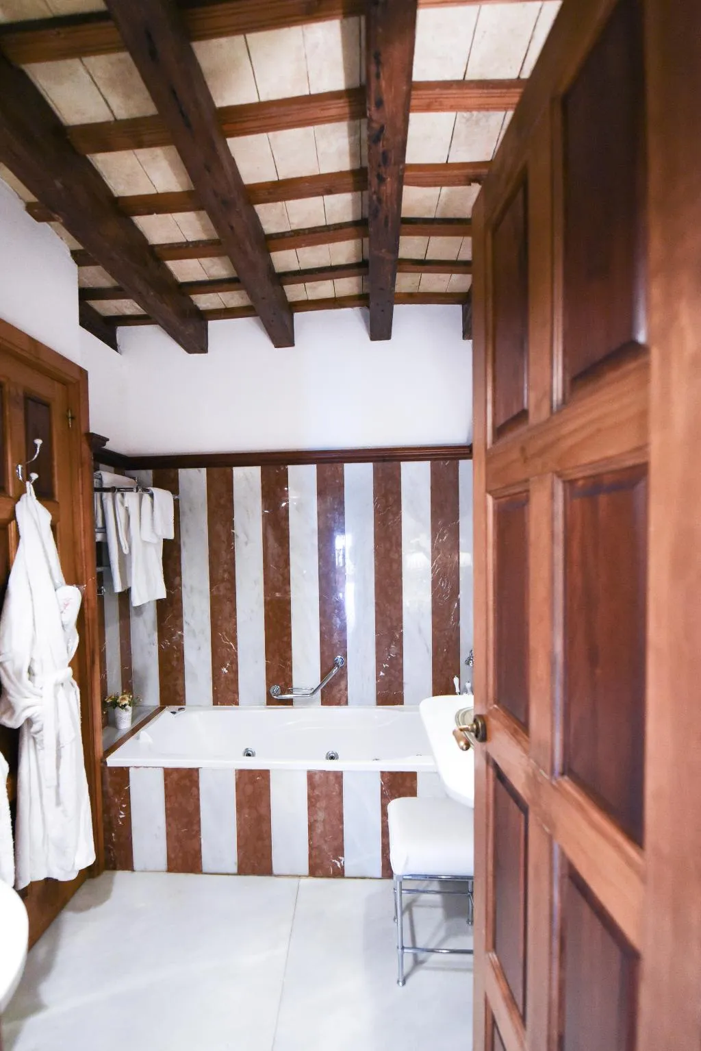 JUNIOR SUITE STANDARD Room, Casas de la Juderia, Seville