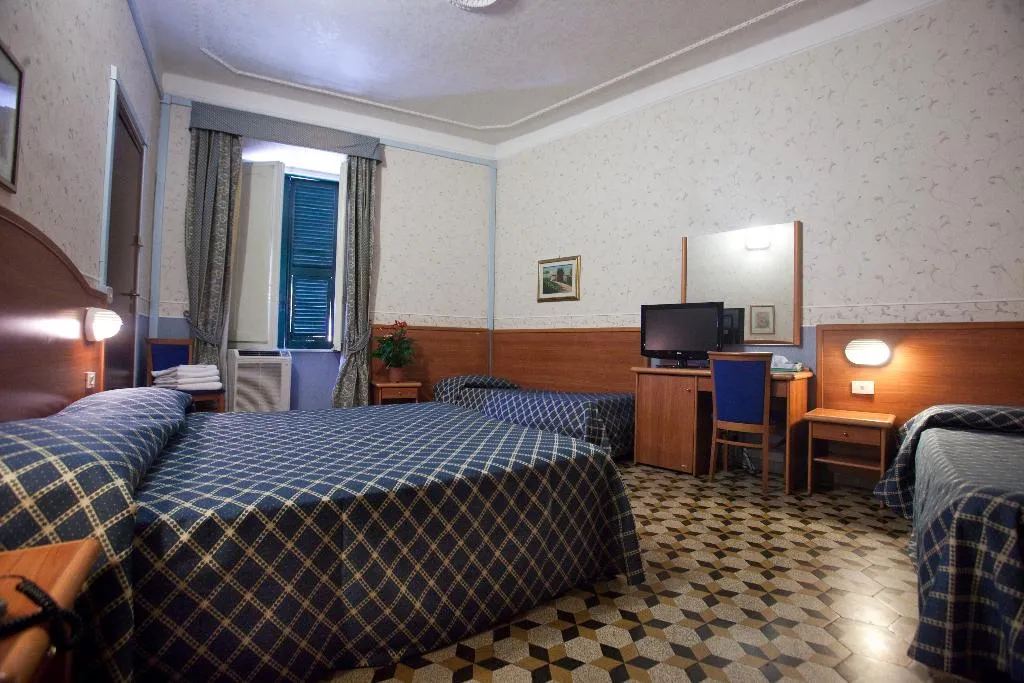 QUADRUPLE STANDARD Room, Emmaus, Rome