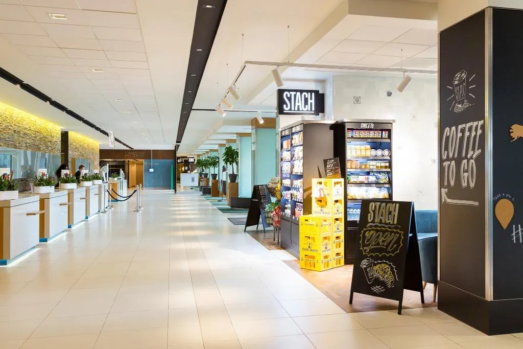 Lobby, Novotel Amsterdam City, Amsterdam