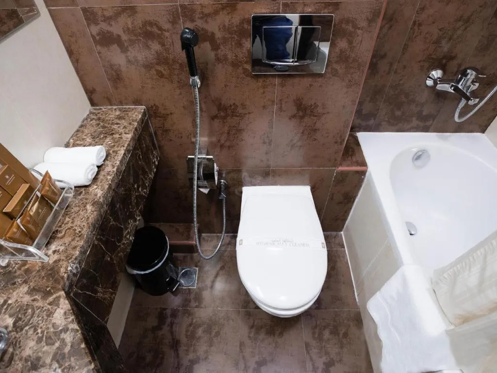 SUITE ONE BEDROOM Room, Landmark Hotel Baniyas, Dubai