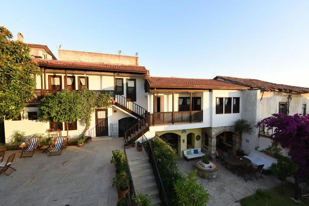General view, Villa Konak, Izmir