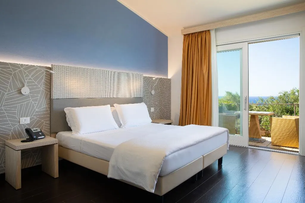 DOUBLE CLASSIC Room, Bajaloglia Resort, Alghero