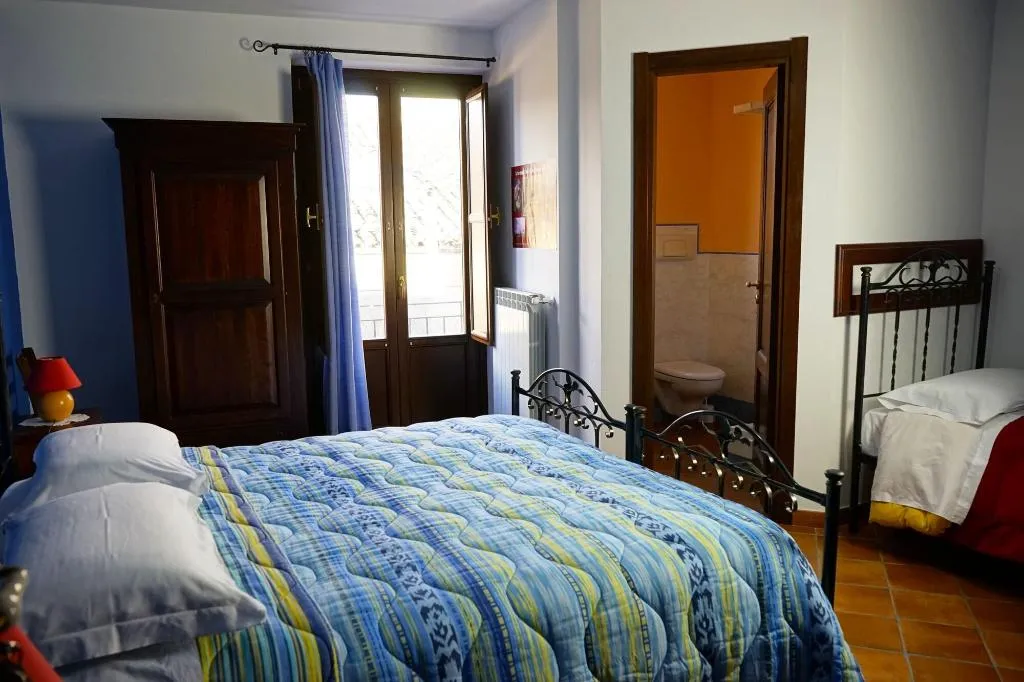 Room, B&B Abies, Palermo