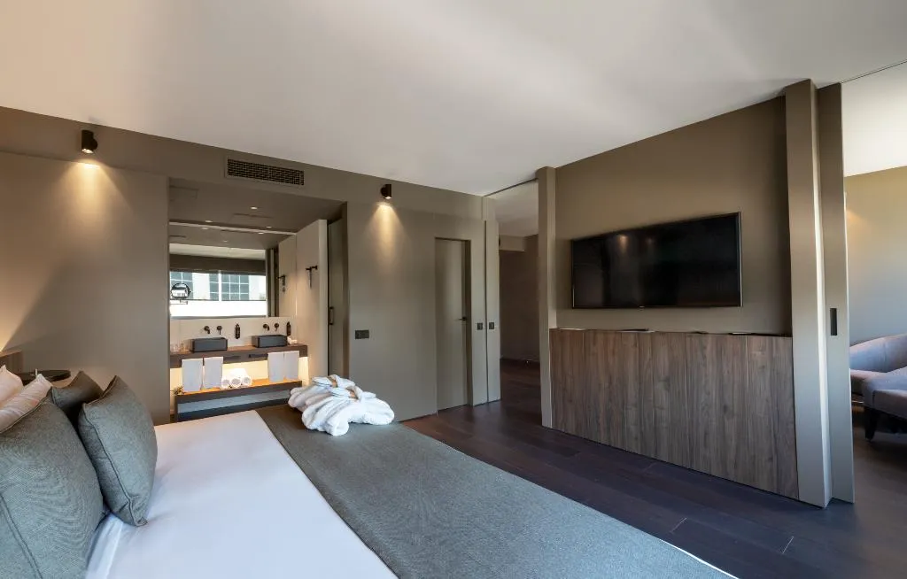 SUITE STANDARD Room, BAH Barcelona Airport Hotel, Barcelona