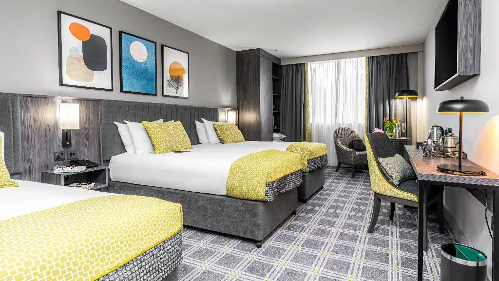 TRIPLE STANDARD Room, The Plaza Tallaght, Dublin