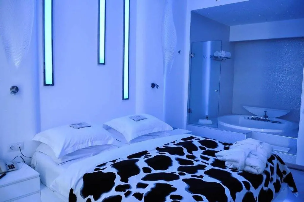 Room, Andromeda, Halkidiki