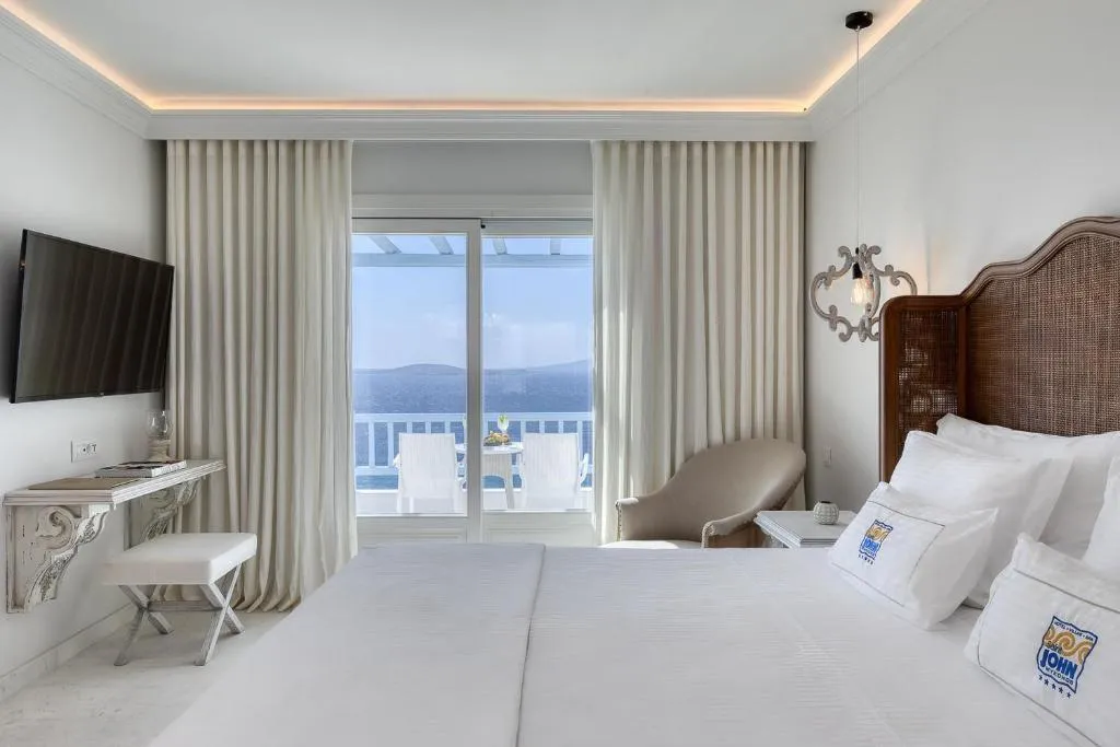 JUNIOR SUITE DELUXE SEA VIEW Room, Saint John Hotel Villas & Spa, Mykonos