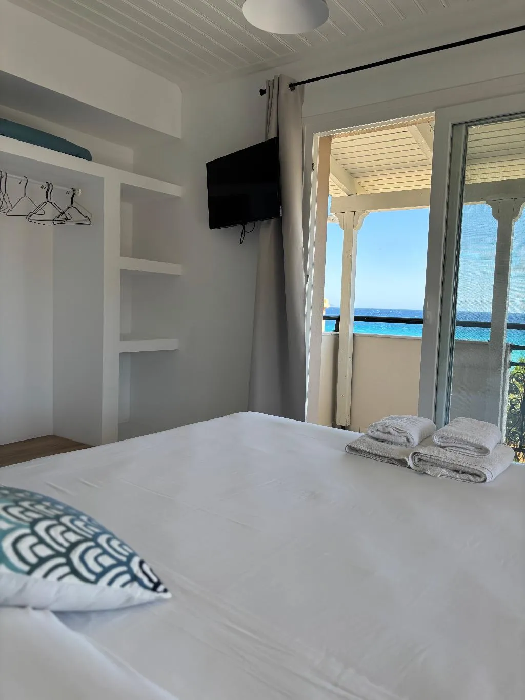 STUDIO DELUXE WITH AIR CONDITIONING Room, Vaso Alykanas Studios, Zante