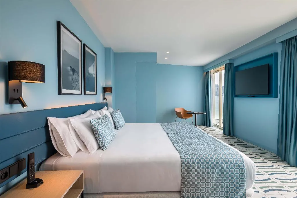 Double or Twin DELUXE SEA FRONT Room, Barcelo Benidorm Beach - Adults Recommended, Costa Blanca