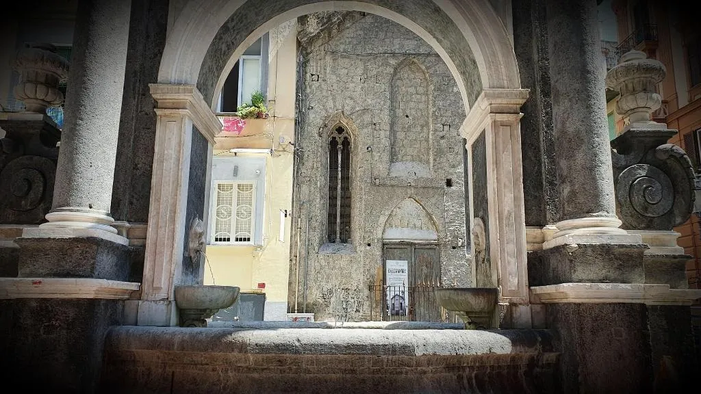 Sports and Entertainment, Domus Armenio, Naples
