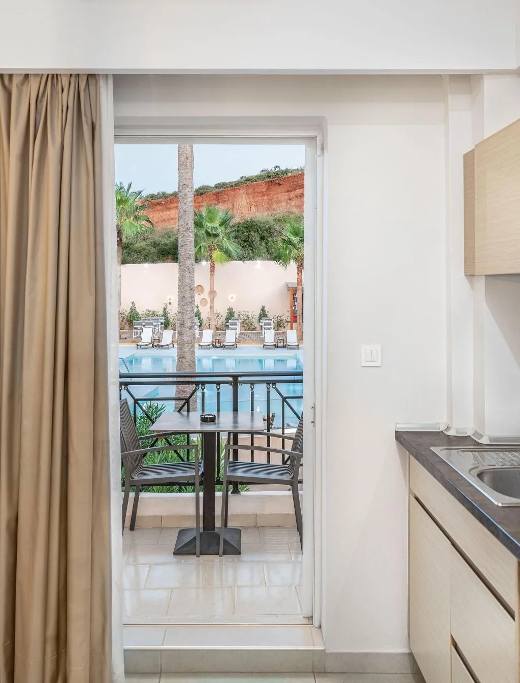 Room, Sea View Hotel & Apartments, Crete