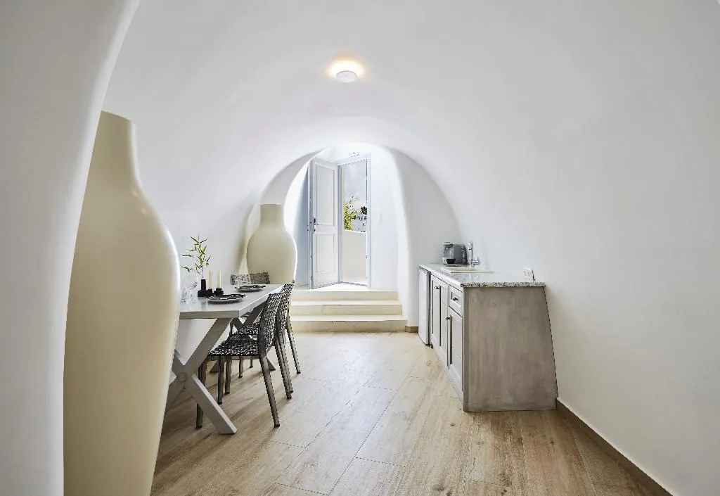 VILLA HONEYMOON Room, Celestia Grand, Santorini