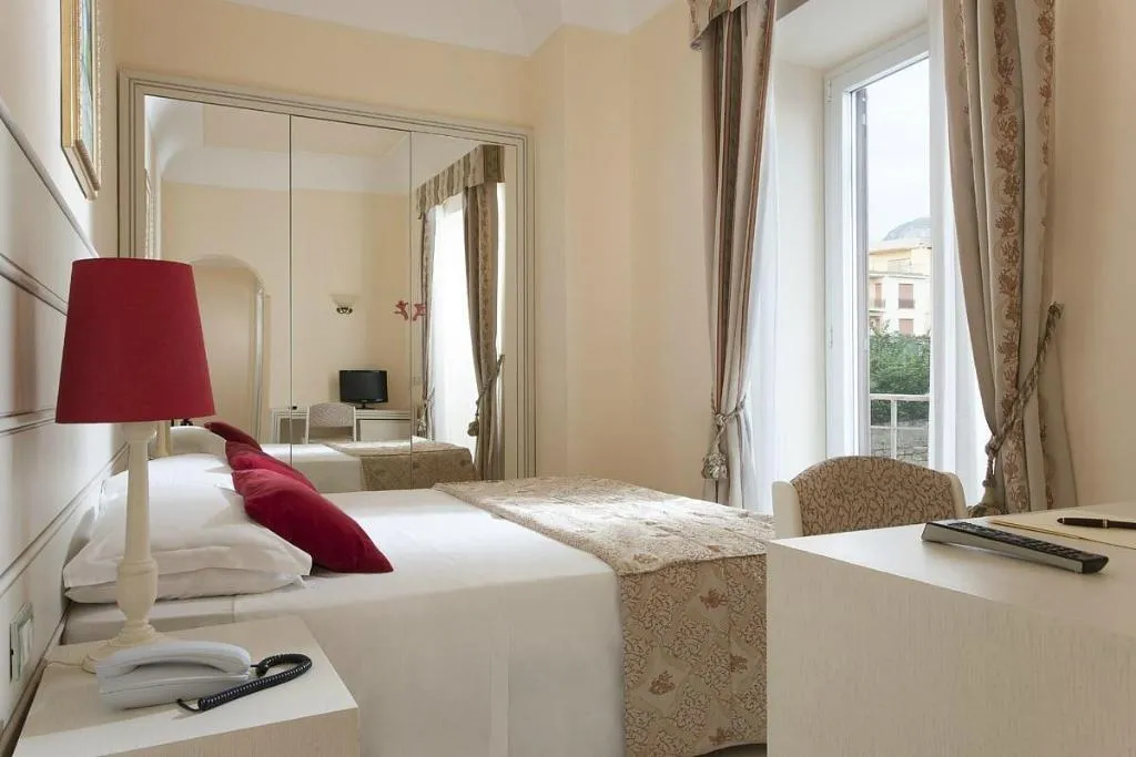 Double or Twin STANDARD Room, Hotel Corallo Sorrento, Naples