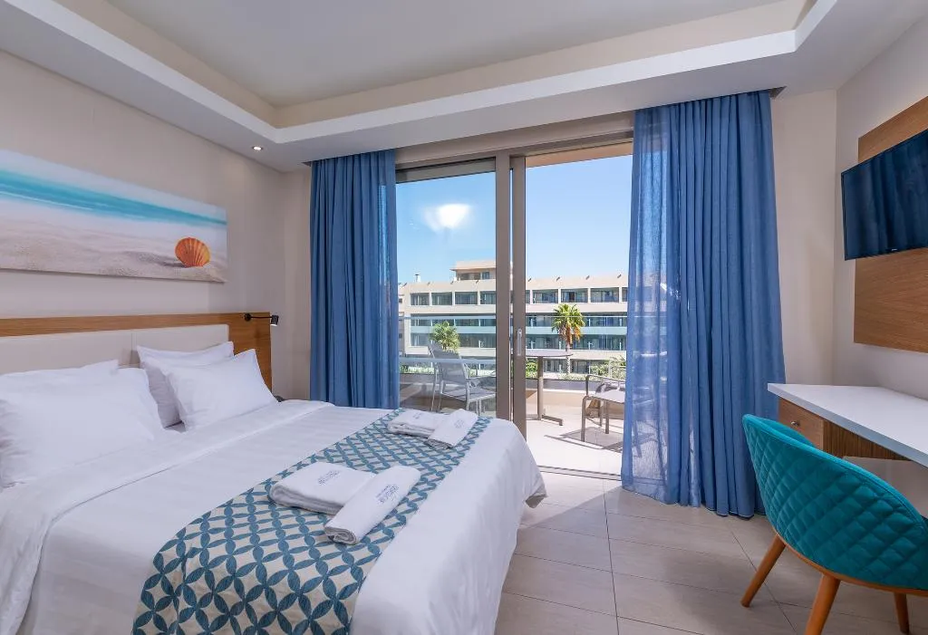 FAMILY ROOM SUPERIOR MOUNTAIN VIEW Room, Royal & Imperial Belvedere Resort, Crete