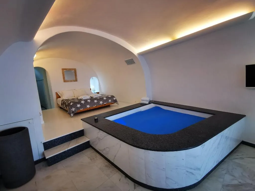 Room, Zenith Blue, Santorini