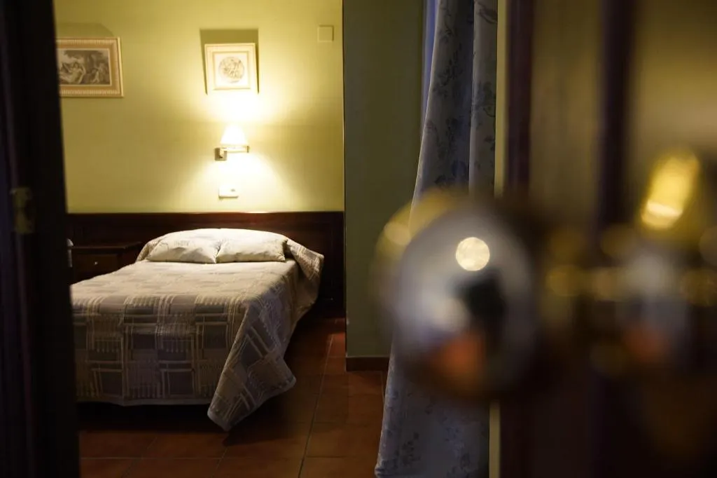Room, Hotel Villa María, Seville