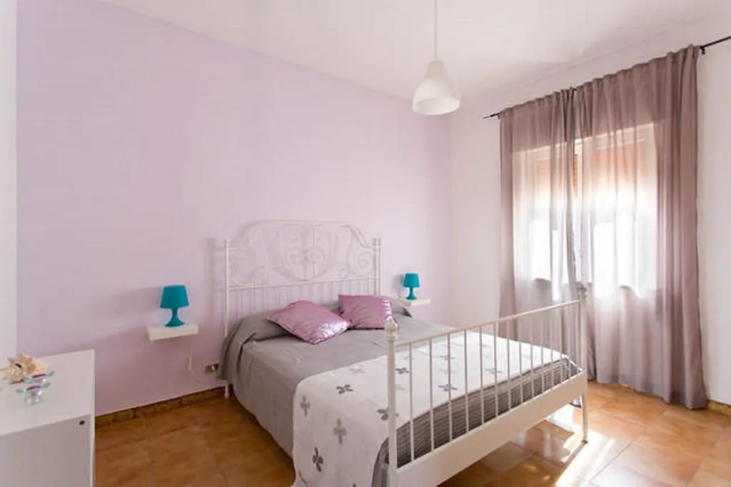 Room, Case Playa, Palermo