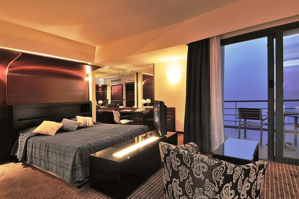 Double or Twin DELUXE SEA VIEW Room, Club Hotel Casino Loutraki, Kalamata