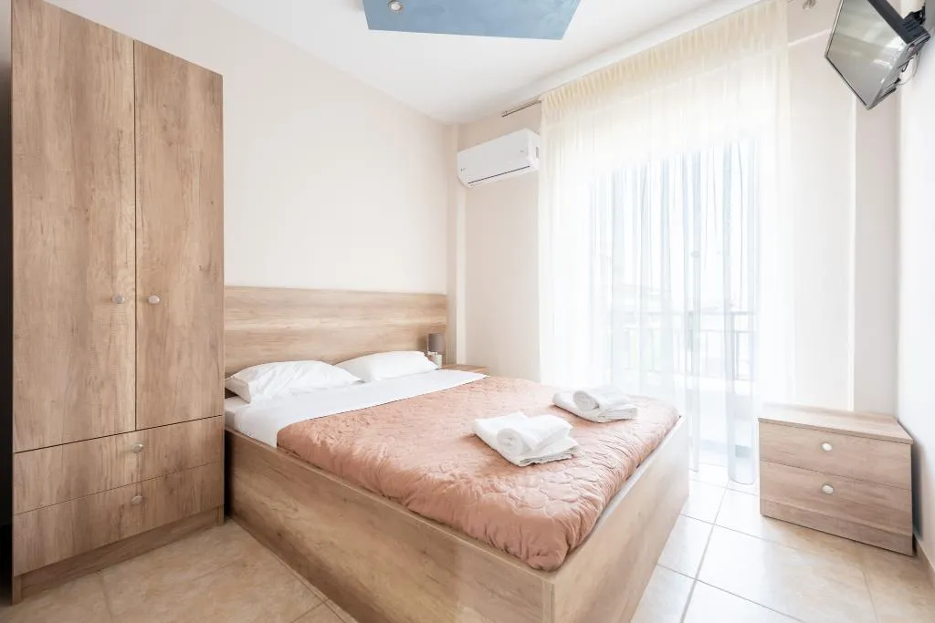 QUADRUPLE STANDARD Room, Milonas House Apartments, Halkidiki