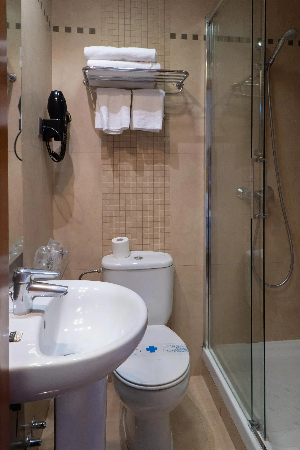 TRIPLE STANDARD Room, ITC Mora by Soho Boutique, Madrid