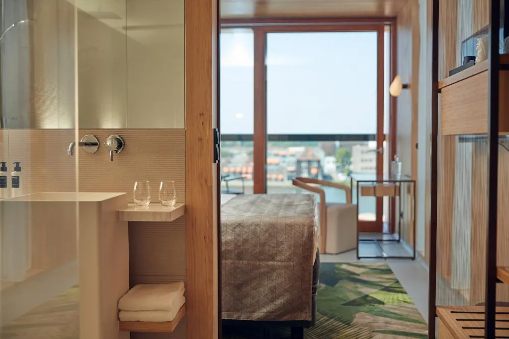 Double or Twin SUPERIOR Room, Hotel Jakarta Amsterdam, Amsterdam