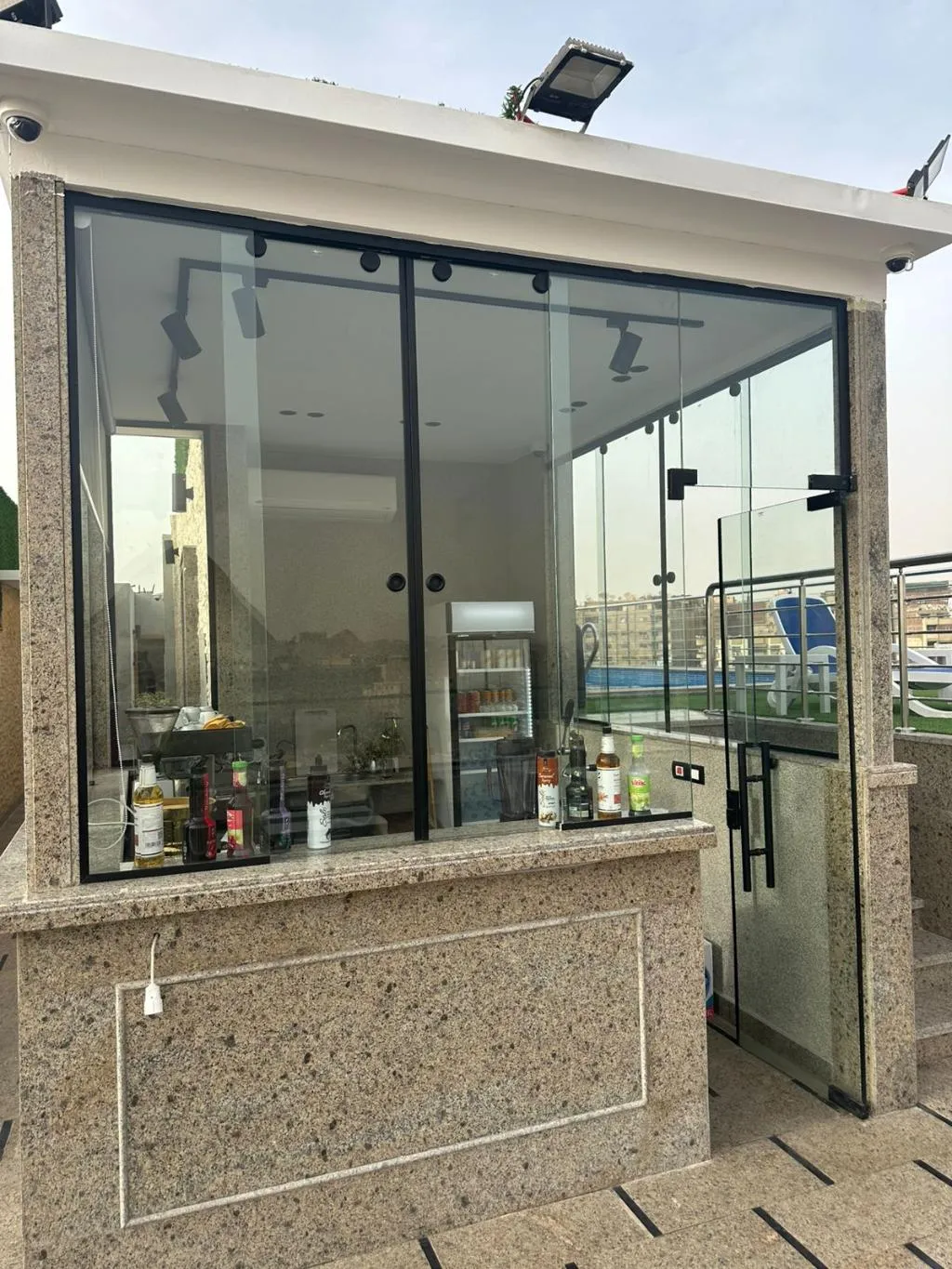 Bar, Pyramids Yard Hotel, Cairo