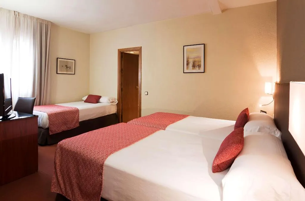 Room, Catalonia Hispalis, Seville