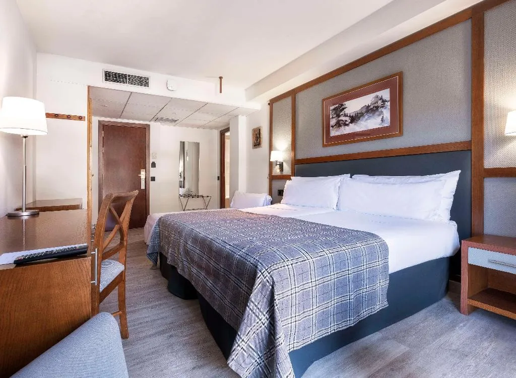 Room STANDARD Room, Vielha Val d’Arán Affiliated by Melia, Costa Brava