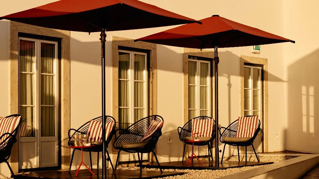 DOUBLE WITH TERRACE Room, Memmo Alfama, Lisbon