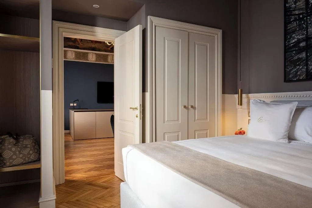 Room, Elizabeth Unique Apartments, Rome