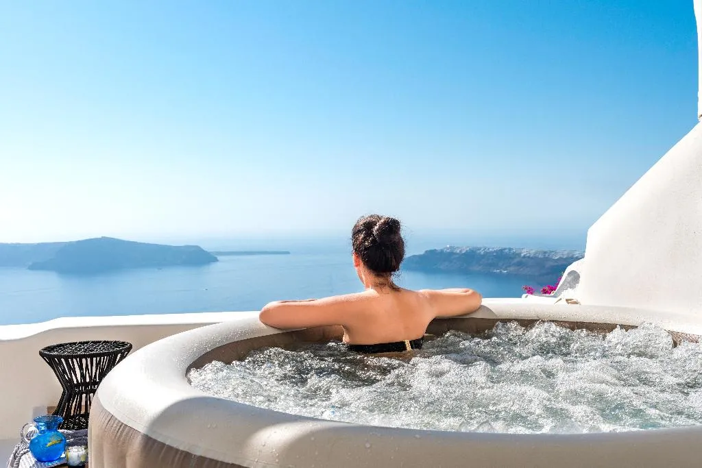 VILLA WITH JACUZZI Room, White Santorini, Santorini