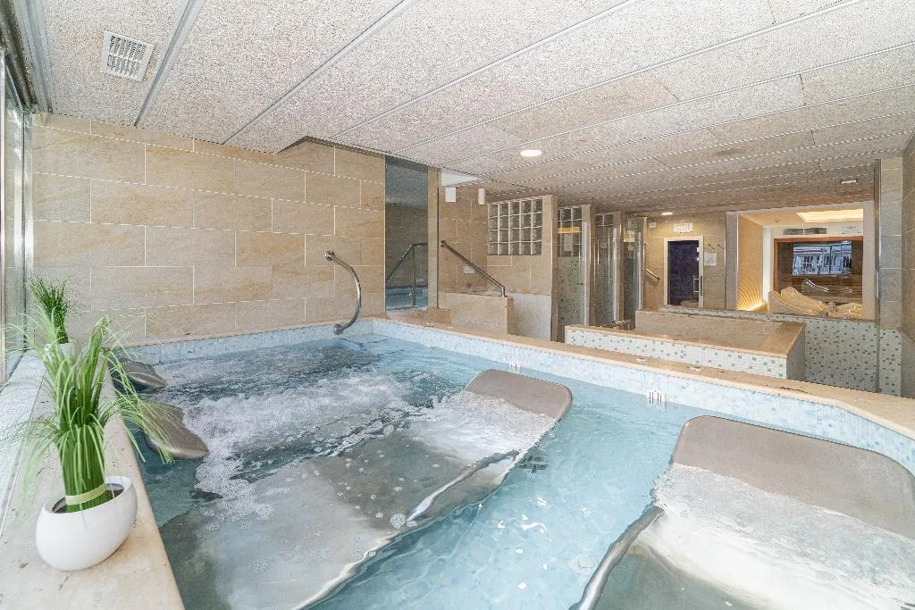 Sports and Entertainment, Caprice Janeiro Hotel & Spa, Majorca