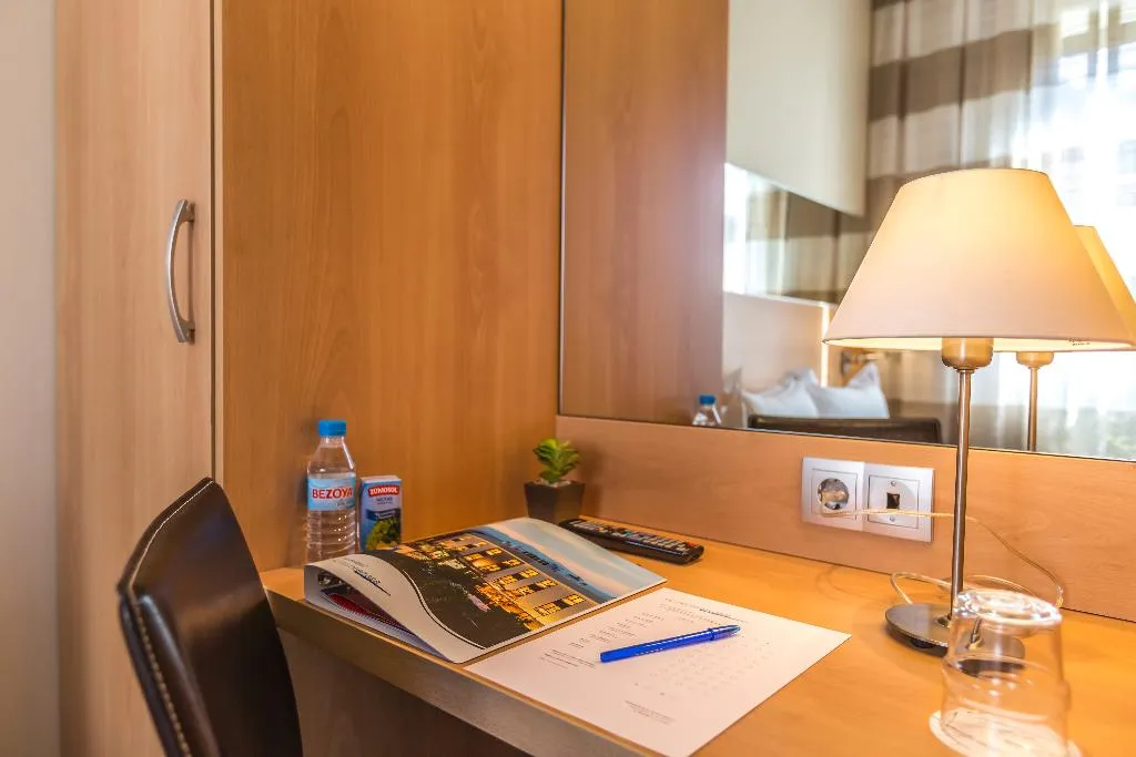 SINGLE BASIC Room, Desitges, Barcelona