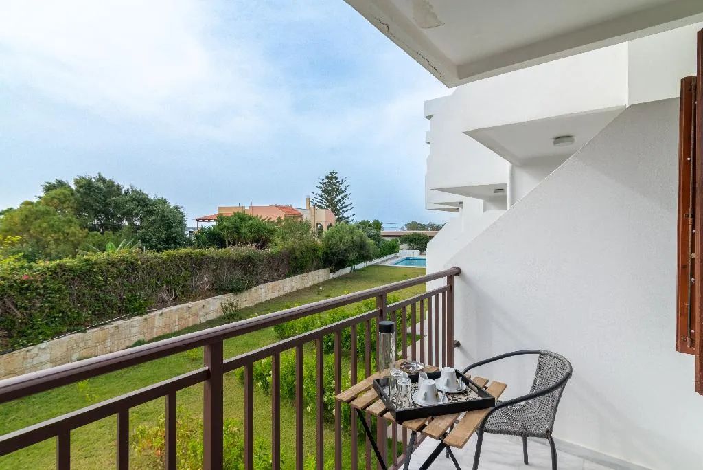 DOUBLE TWO BEDS Room, Prince Of Lillies, Crete