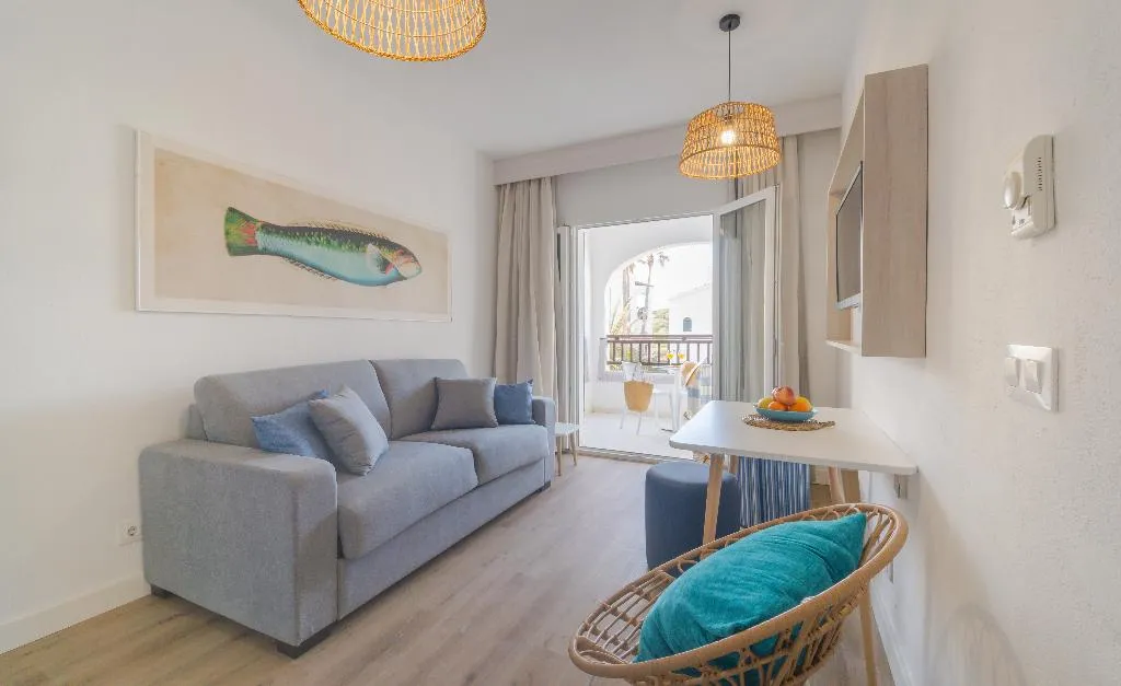 Room, Carema Club Resort, Menorca