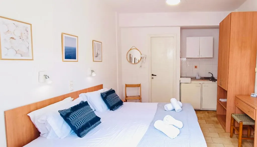 STUDIO CAPACITY 2 Room, Amalthia Studios, Skiathos