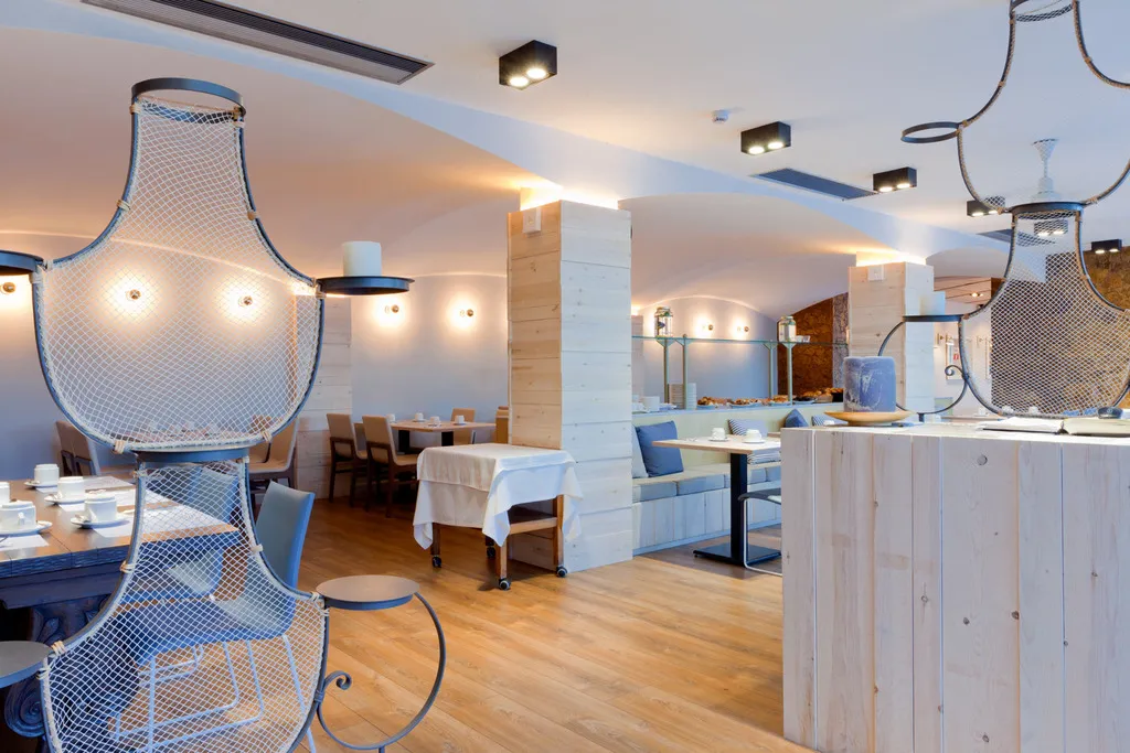 Restaurant, Alga, Costa Brava