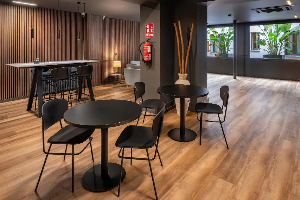 Restaurant, Hostal Opera Ramblas, Barcelona