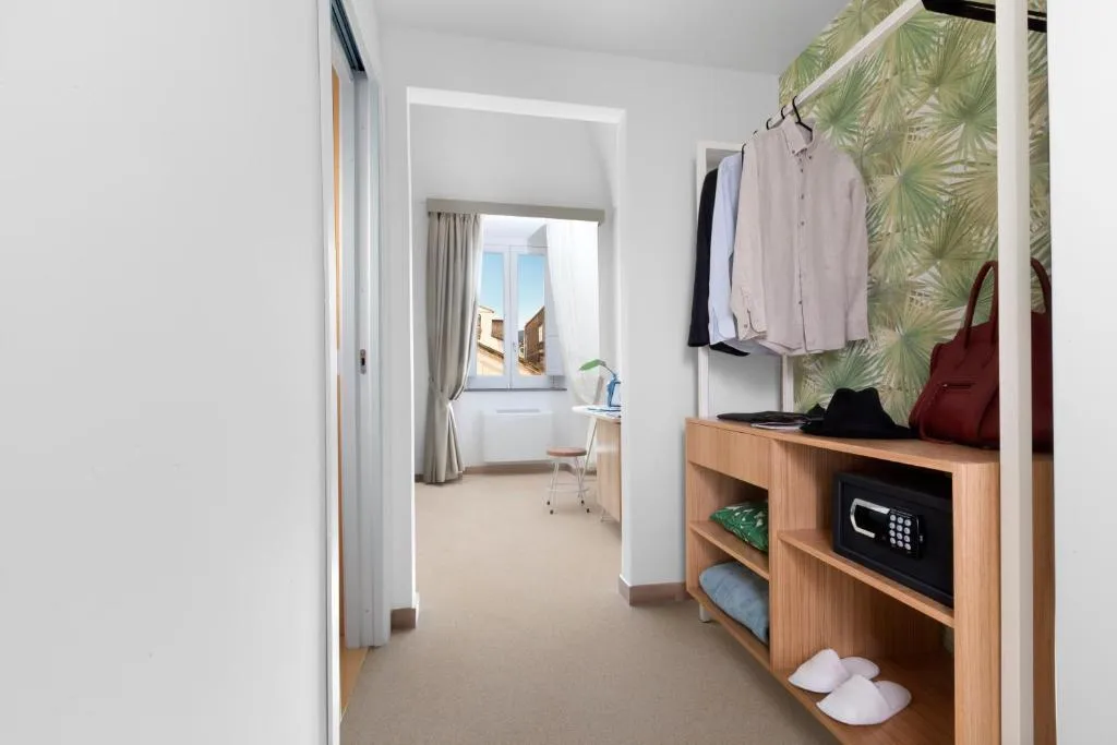 DOUBLE CLASSIC Room, Unconventional Sorrento Coast, Naples