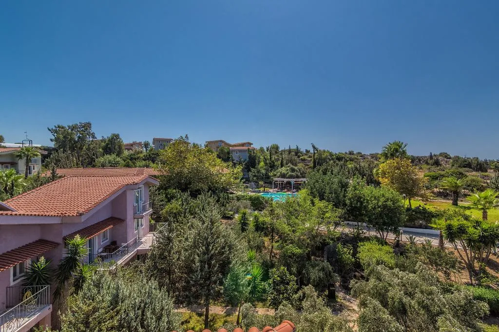 FAMILY ROOM GARDEN VIEW Room, The Small Village, Kos
