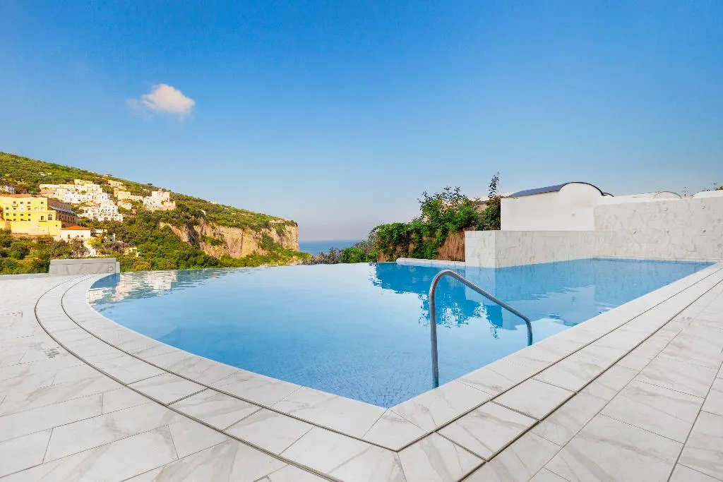 Pool, Mary Hotel, Naples