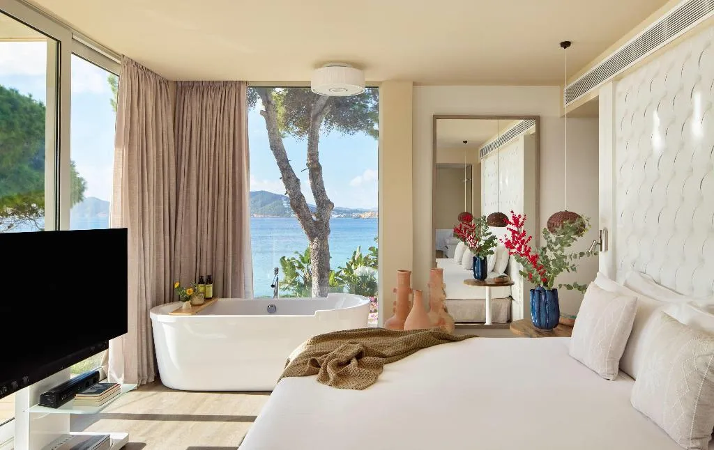 SUITE SEA VIEW Room, ME Ibiza, Ibiza