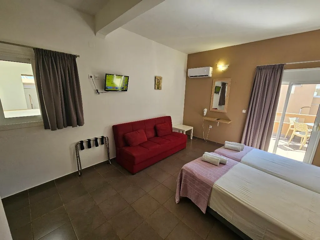 STUDIO CAPACITY 3 Room, Elounda Sunrise Apartments, Crete