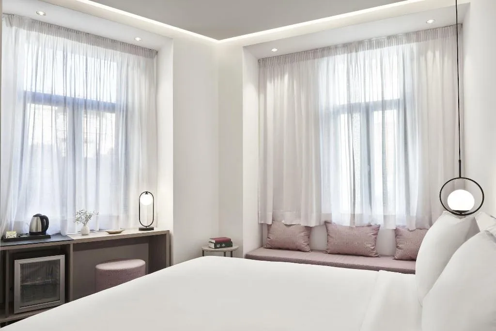 Room, NLH Monastiraki, Athens