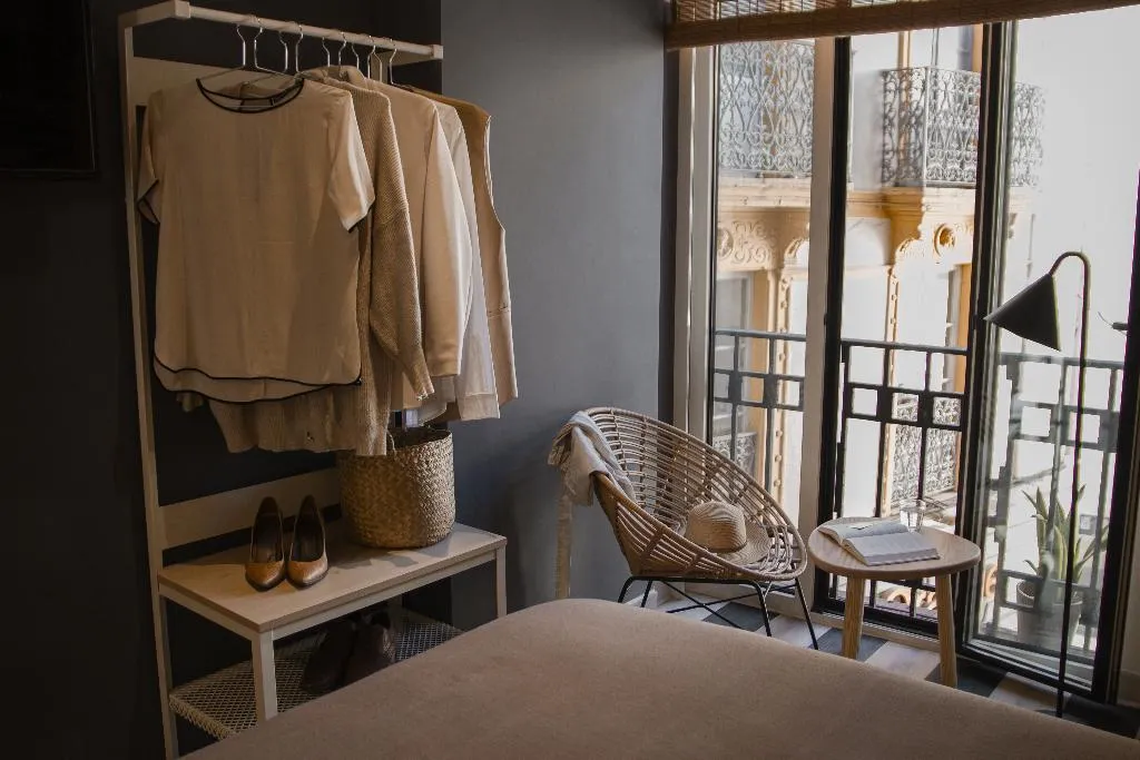 DOUBLE SUPERIOR WITH BALCONY Room, Room Select Tetuán, Seville