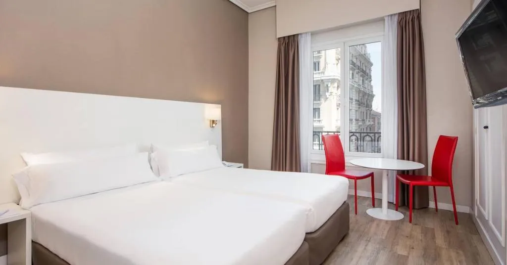 Room, Zel Madrid, Madrid