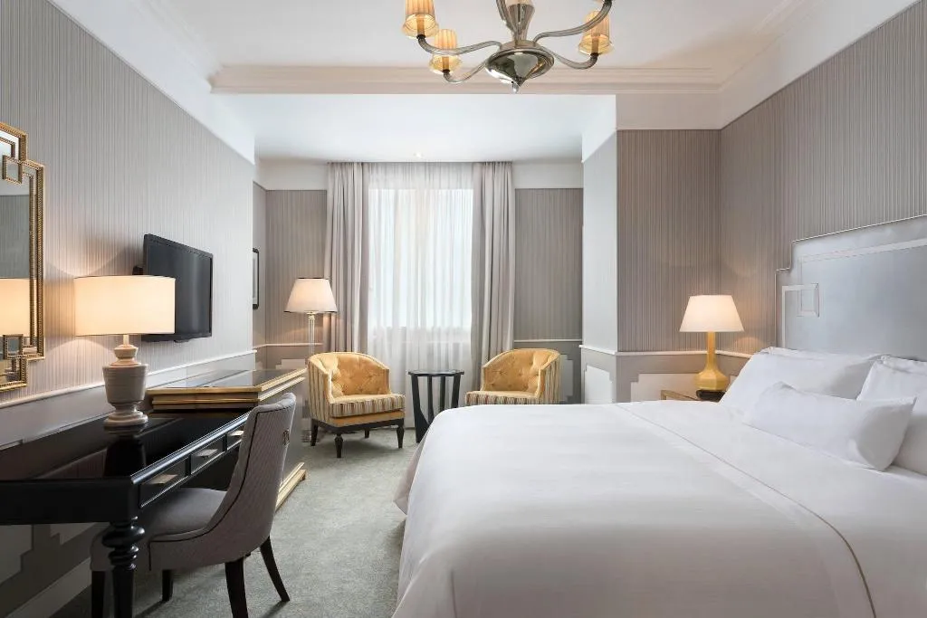 DOUBLE CLASSIC Room, The Westin Palace Milan, Milan